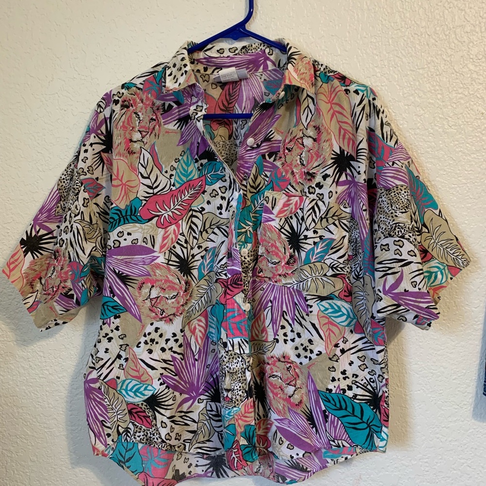 Tiger print shirt-Size Large